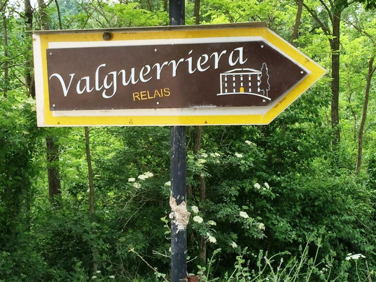 Relais Valguerriera Guest House Apecchio Eksteriør bilde